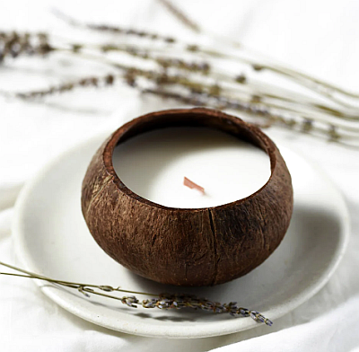 Svíčka z kokosového vosku